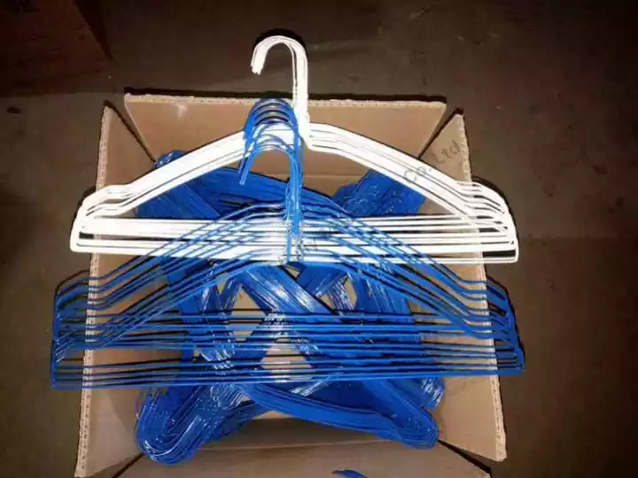 Metal Wire Disposable Q235 Blue Coat Hangers In Bulk