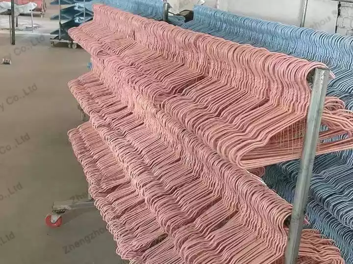 Линия по производству вешалок из проволоки с покрытием