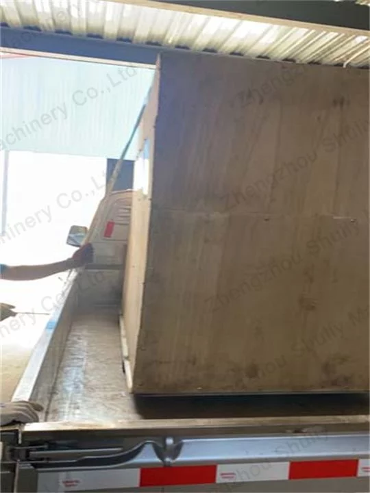 Machine de fabrication de cintres expédiée en Australie